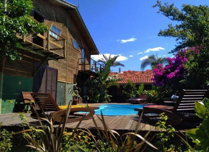 Villa Josefa - Chale Completo Com Piscina E Churrasqueira Прая-ду-Роса Екстер'єр фото